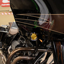 Load image into Gallery viewer, Cali Raised Moto 98-13 Road Glide Billet S1 Pod Front Turn Signal Kit