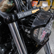 Load image into Gallery viewer, Cali Raised Moto 3.5&quot; Universal Bar Mount Naked LP6 Mount Combo Kit